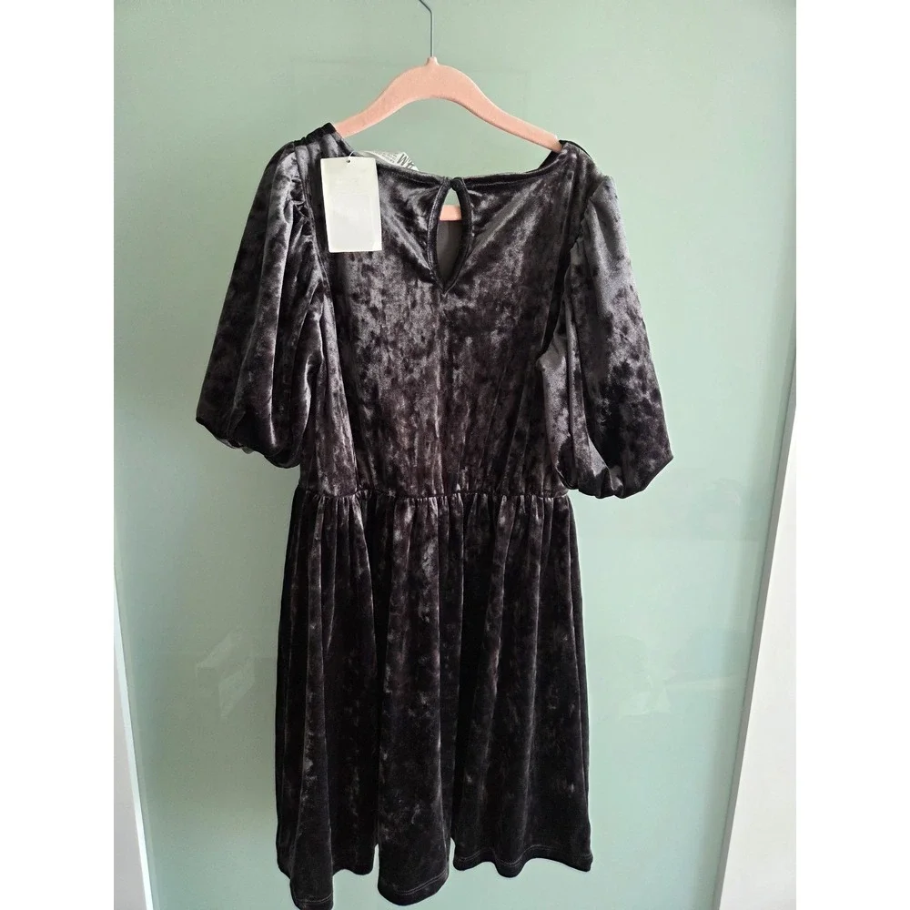 H&m girls dress size 6-7‎